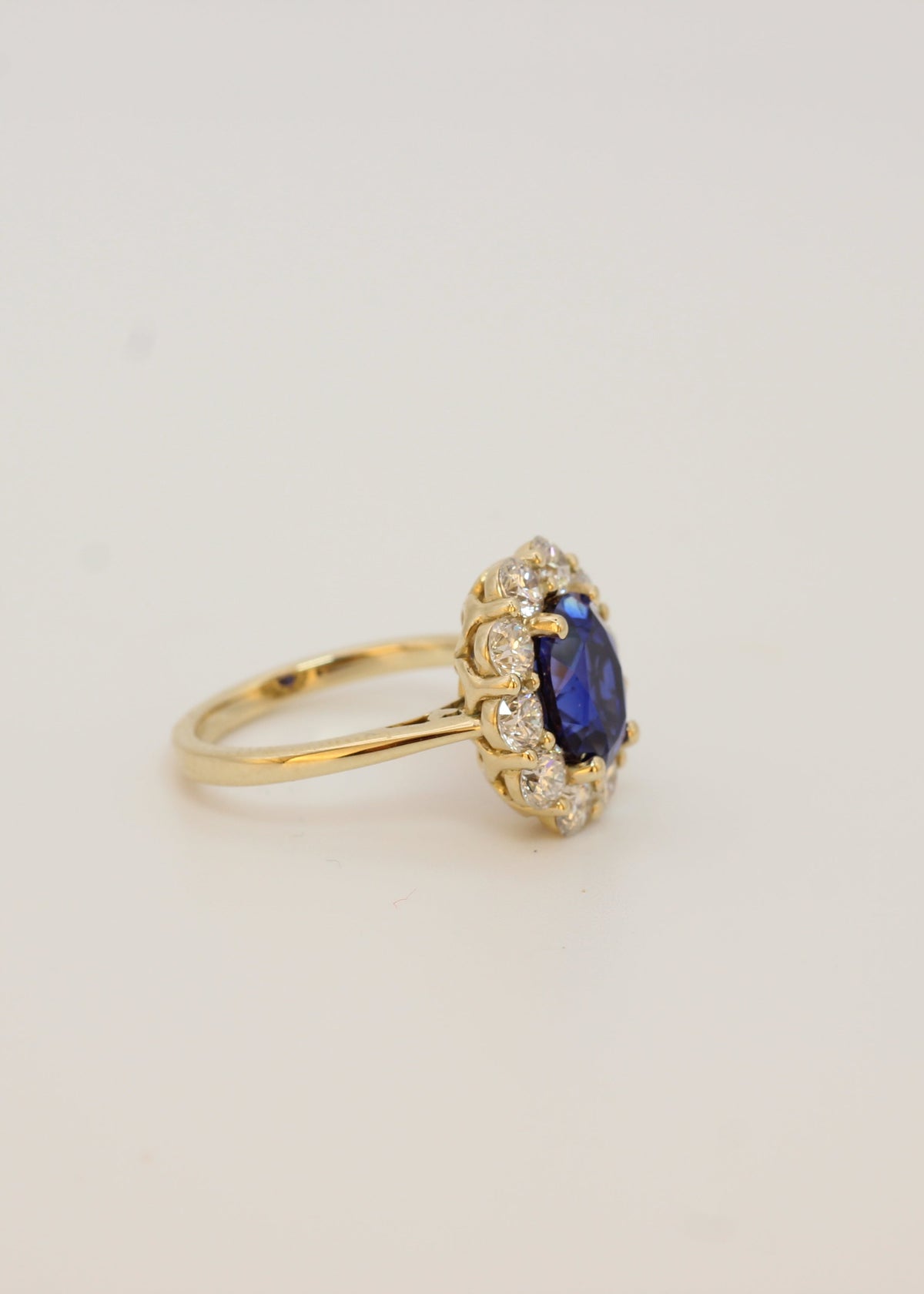 Sapphire & Diamond Cluster ring