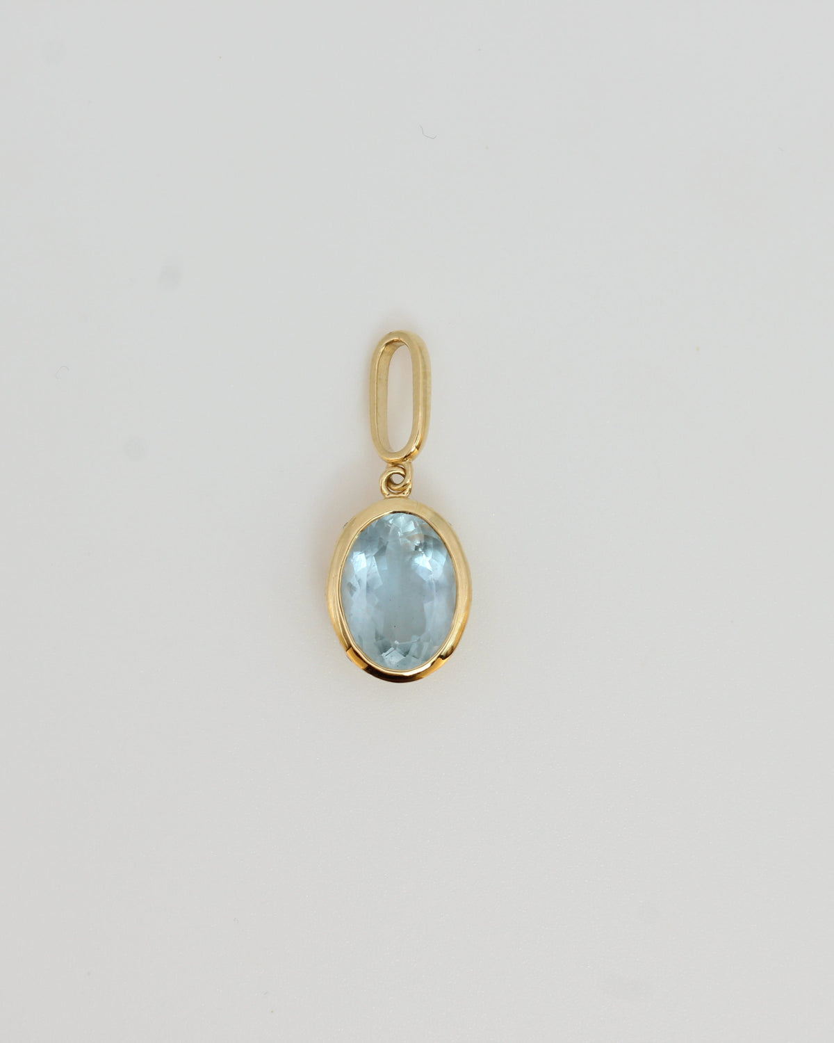 Frozen lake Aquamarine pendant